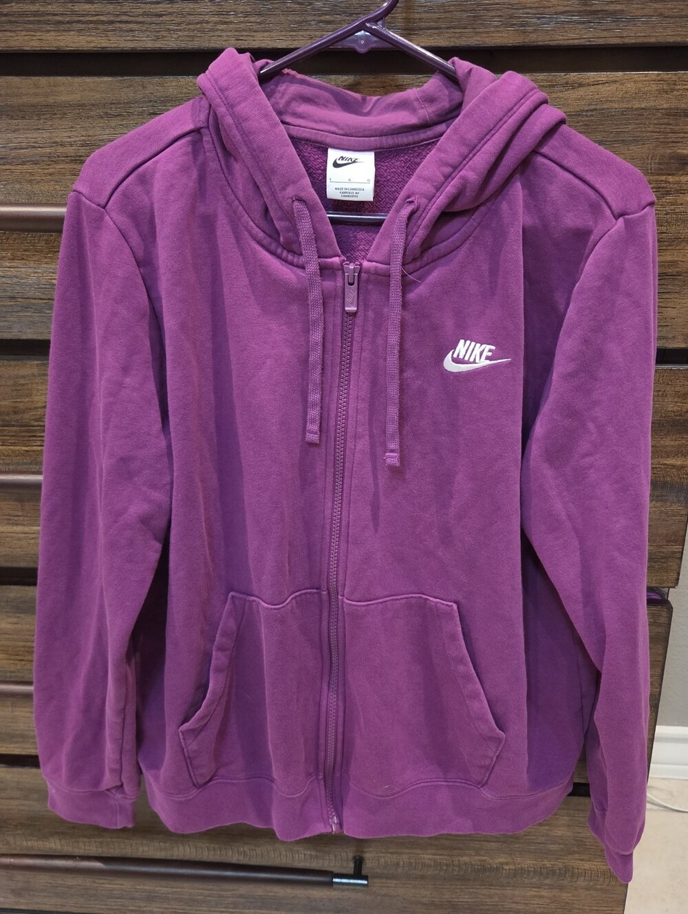 Nike Womens Hoodie Jacket in Magenta - Full Zip Size Large